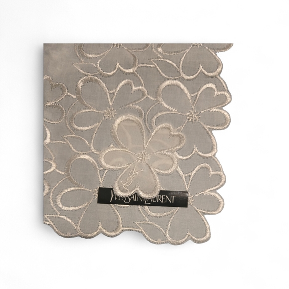 Yves Saint Laurent White Floral Scarf 18 By18 NEW - Picture 6 of 8